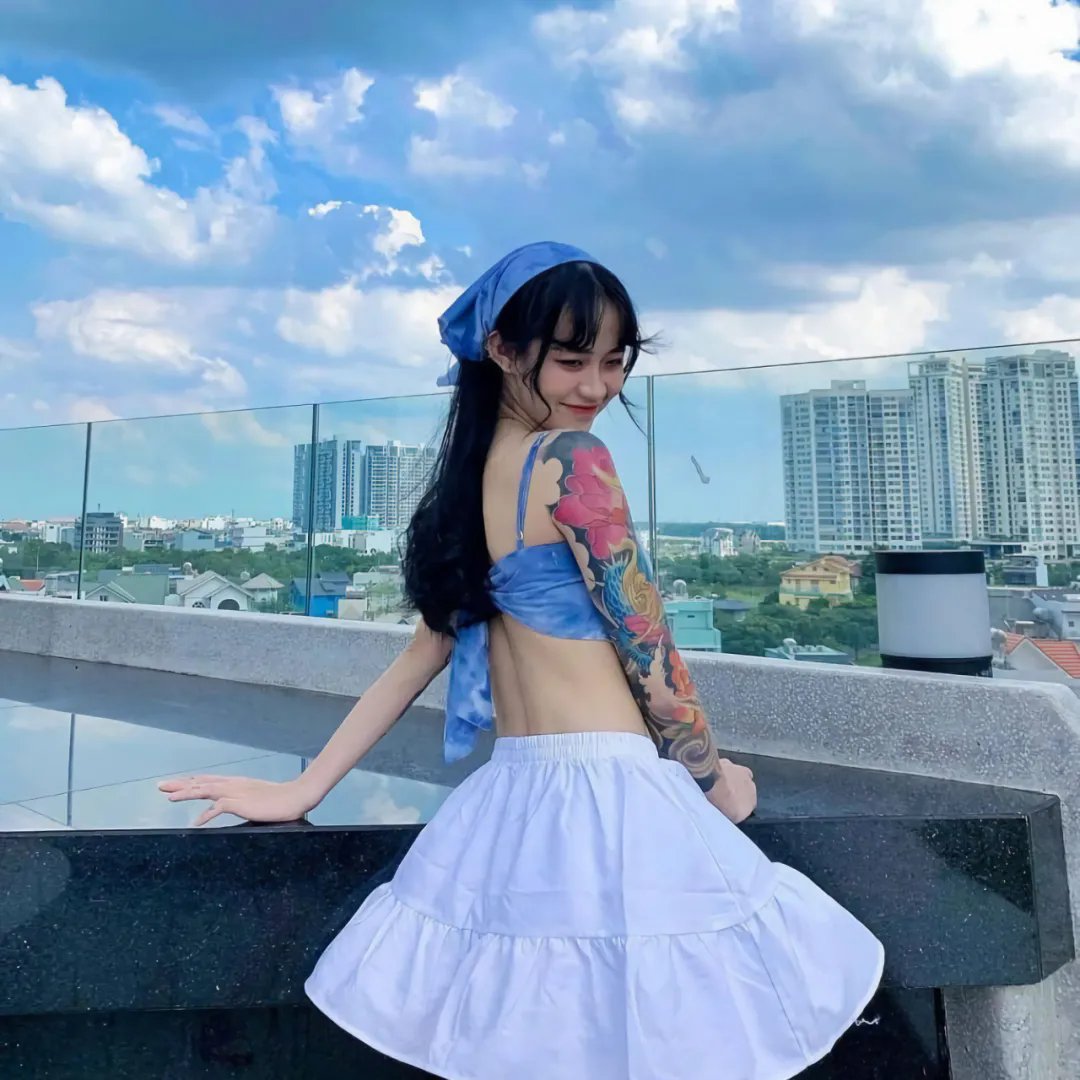 艳女证沉冤
